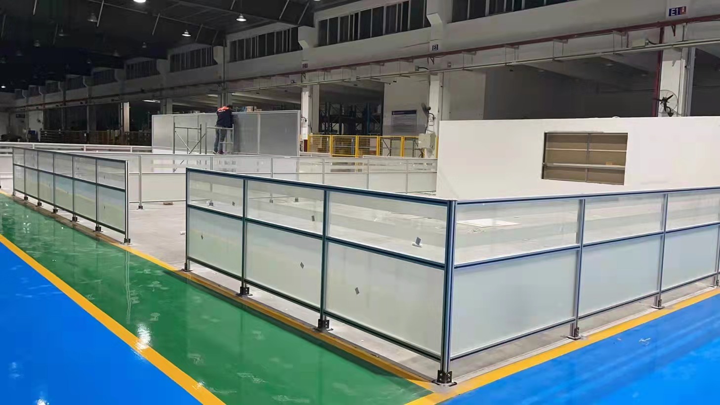 鋁型材鋼化玻璃圍欄 鋁型材鋼化玻璃圍欄