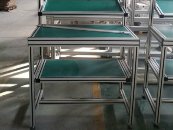 鋁型材工作臺哪家好？沒有對比就沒有傷害